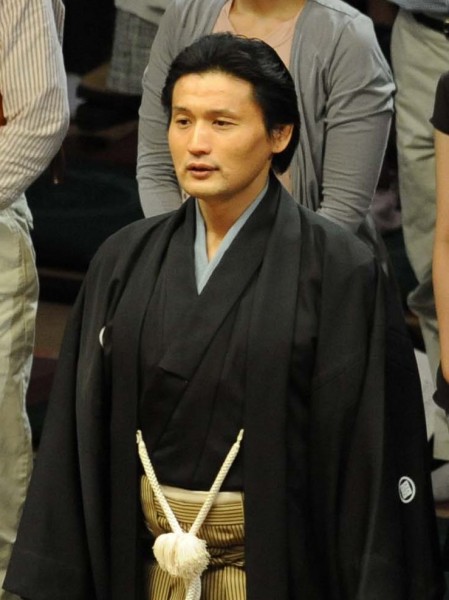 横野レポーター、貴乃花氏の政界進出を「応援する」と発言 再び“手のひら返し”に批判殺到