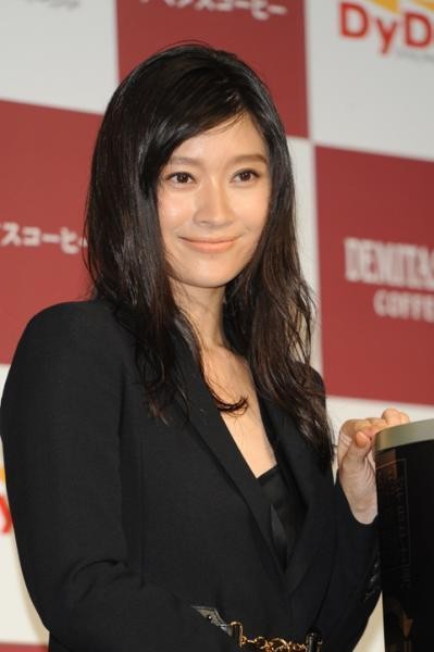 落ち目のフジテレビからもお呼びがかからなくなりそうな篠原涼子