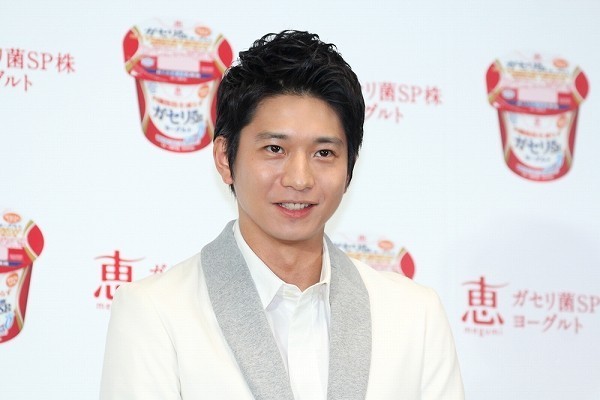 芸能記者ひしめくエリアで発掘された向井理、同じ店の先輩は意外な芸人
