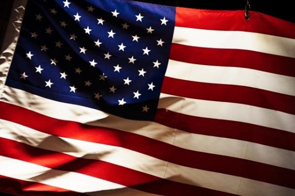日韓関係カヤの外…全米で今一番の話題は未成年性的虐待疑惑の大富豪の怪死