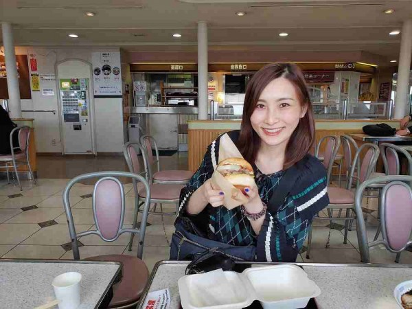 はあちゅう、タクシー料金払えず“小夏”で払う 批判受け投稿消すも「みんな怖い」発言で大ヒンシュク