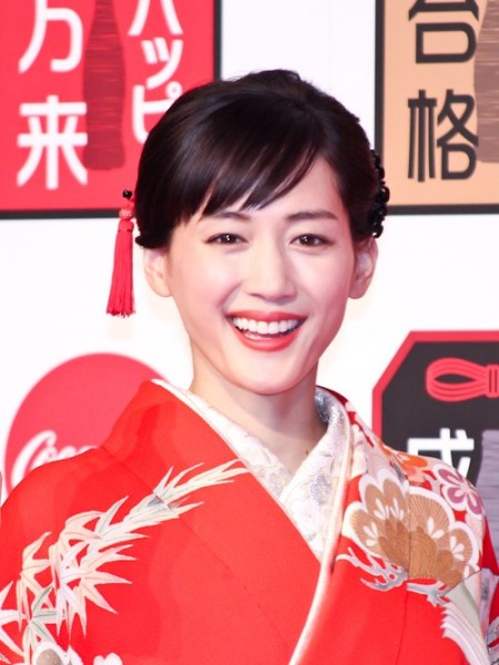 綾瀬はるかのグリコCMは不快?それとも好感?作られた経緯を探ってみた