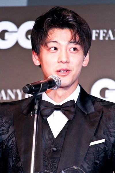竹内涼真と半同棲6か月 “誰もが一度は見たことがある”2歳年上の彼女とは