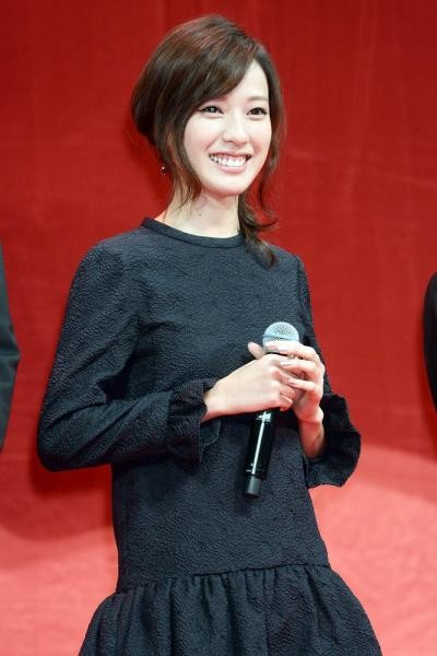「15歳、イケるな」三十路・戸田恵梨香のセーラー服姿にタマランの声