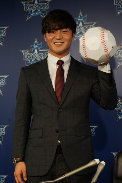 砂田毅樹、チーム最多70登板で年俸も70%UP!「一番下から夢を!」