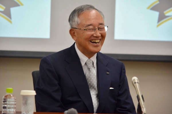 オリックス宮内オーナー、来季の人事は「動きが取れなくなってから」