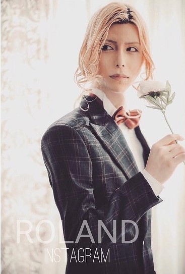 話題の異次元ホスト・ローランドは、バナナマンを延命させた恩人?
