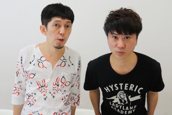 相方・川谷の妻に怒られても、小堀はスタイルを変えない! 2丁拳銃、25年の集大成“100分ぶっ通し漫才ライブ”開催