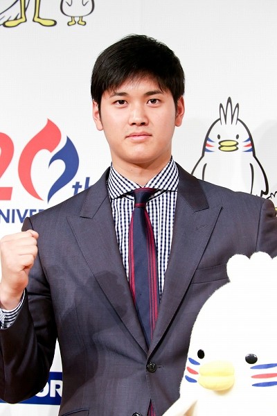 日ハム大谷翔平、WBCへ向け漢字一文字で「奪」 投手にはこだわらず 関連写真(1) - リアルライブ
