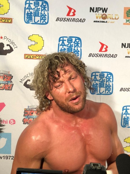 ケニーがCodyに快勝し和解も、今度はタマ・トンガ家族が造反!内紛問題は新展開へ