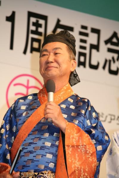 「愛人さんいらっしゃ〜い」懲りない文枝! 二股三股のパンティーショー