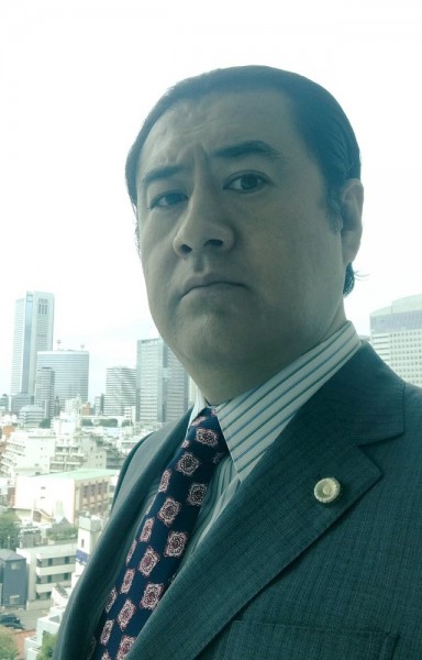 『SUITS』、小手伸也がまた月9の話題さらう バイトはどうなった?