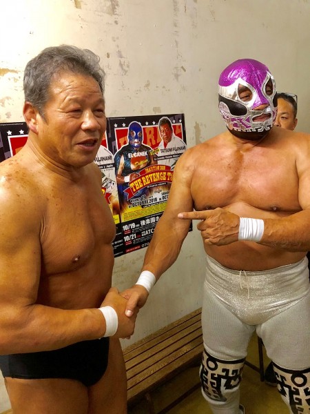 「まだやりたい思い出の選手はいる」藤波辰爾と対戦のカネックが33年振りに握手!