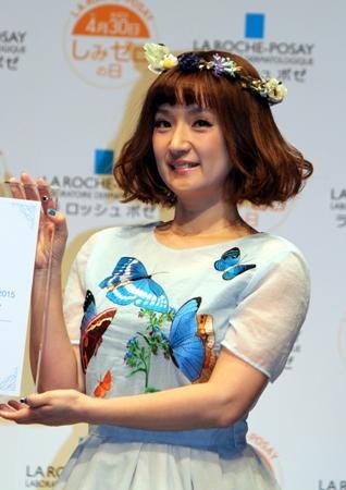 批判覚悟の親心? 千秋、気が乗らない娘を留学に行かせ、ネットで賛否