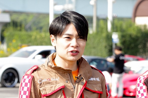 元NMB48山田菜々、吉村崇に豊満ボディアピール「脱いだら結構すごいんです」