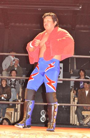 「伝説の漢(おとこ)」中野巽耀、ガッツワールドのリングで復活! UWF魂を植えつけられたSTYLE-E勢!
