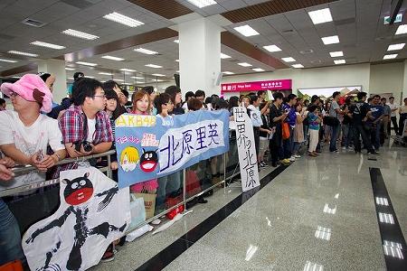 AKB48 “世界の北原里英”が台湾で300人握手会