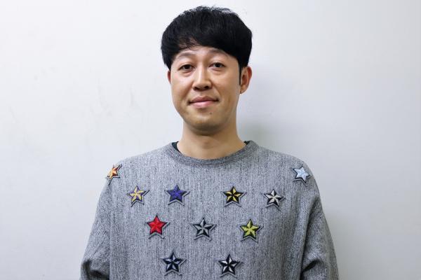 「東京との笑いの違いなんてない」小籔千豊&すっちー、“大阪の笑い”の正体を語る 60周年の吉本新喜劇、まもなくワールドツアースタート