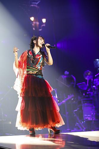 水樹奈々・7年ぶりとなった冬の全国ツアーファイナル公演公式レポート