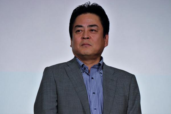 倉科カナ、市原隼人と閉店まで飲み明かす? 立川談春も「迷惑な客だよ」