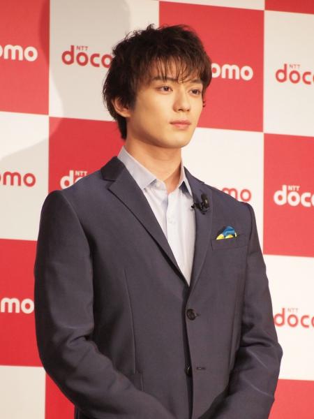 こんなかわいい3人見たことない! 星野源が新田真剣佑、長谷川博己、浜辺美波をプロデュース?