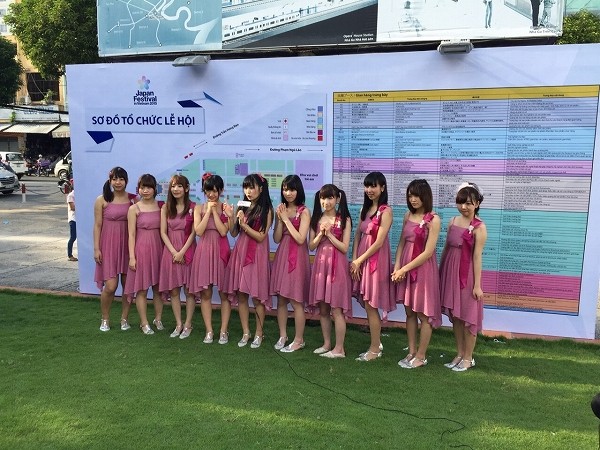 バクステ外神田一丁目・初のベトナム公演で大暴れ!