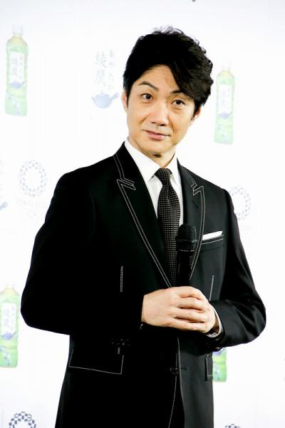 「結婚指輪を見せているみたい」吉岡里帆、自身のリラックス法明かす