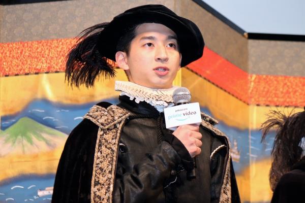 野村周平、スペインで共演者に“ゴチ”も「東京に帰ったら残高が5万円でした」