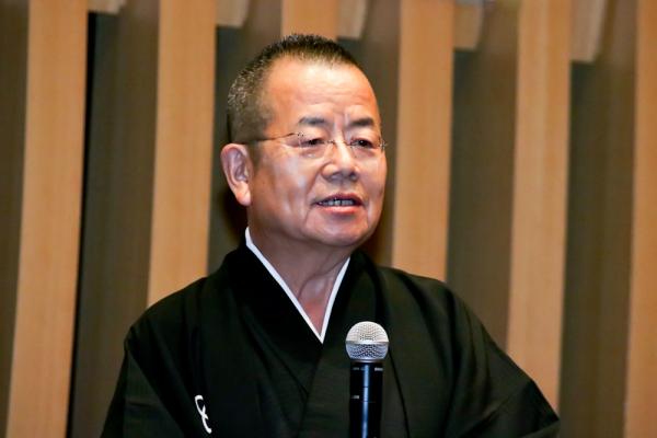 「5時間半かからないように」桂文珍、吉本興業の会見を揶揄?