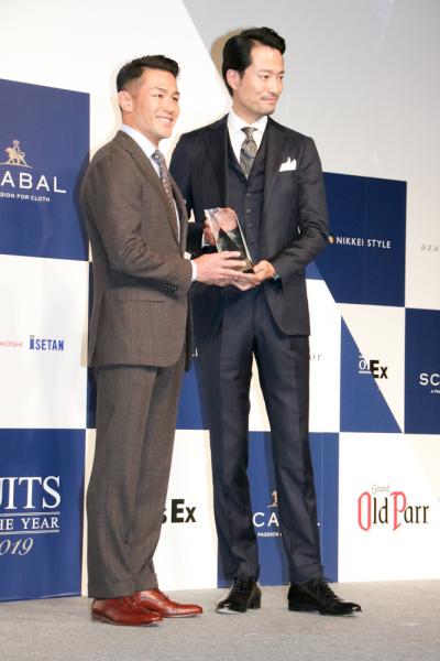 草刈正雄&廣瀬俊朗が「SUITS OF THE YEAR 2019」授賞!草刈はお洒落音痴明かす