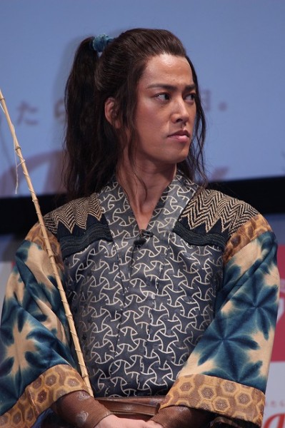 桐谷健太、紅白出場を松田翔太と濱田岳に感謝