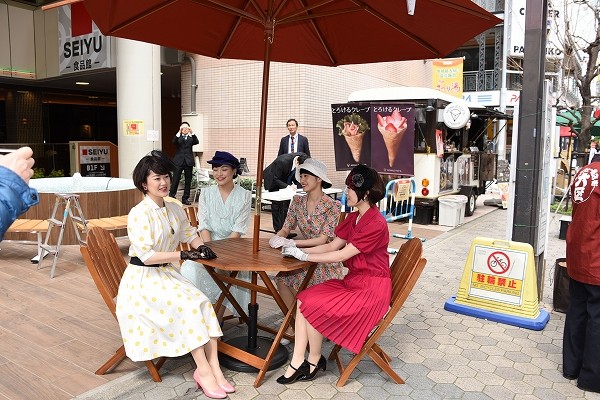 「浅草六区オープンカフェ2016」に林家正蔵ら登壇 国家戦略特区事業認定を目指す