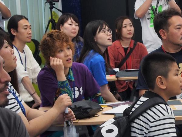 芸人と一緒に“エンジョイプレイ”! 人気芸人集合の「異言語脱出ゲーム」って何?