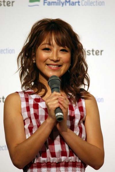 鈴木奈々と菊地亜美が不仲説を否定「お互い高め合ってる」