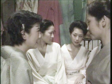 “小沢ガールズ”田中美絵子氏 乳もみ徹底検証