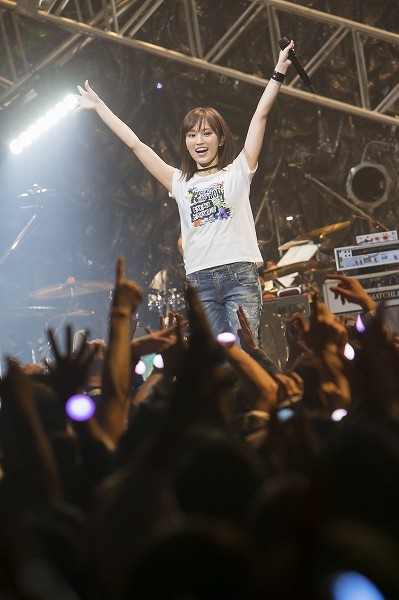山本彩「LIVE TOUR 2016〜Rainbow〜」Zepp Tokyoライブレポート