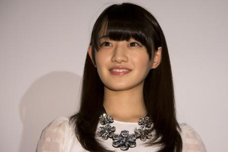 乃木坂46・中田花奈 男性に手を触れられビックリ!