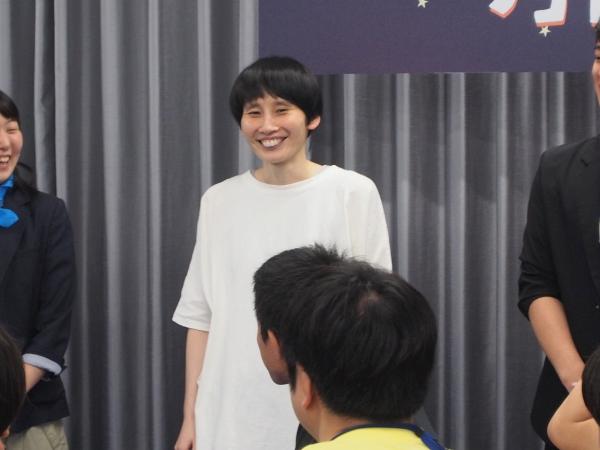 芸人と一緒に“エンジョイプレイ”! 人気芸人集合の「異言語脱出ゲーム」って何?