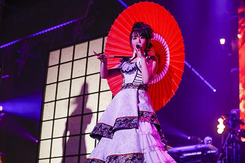 水樹奈々・7年ぶりとなった冬の全国ツアーファイナル公演公式レポート