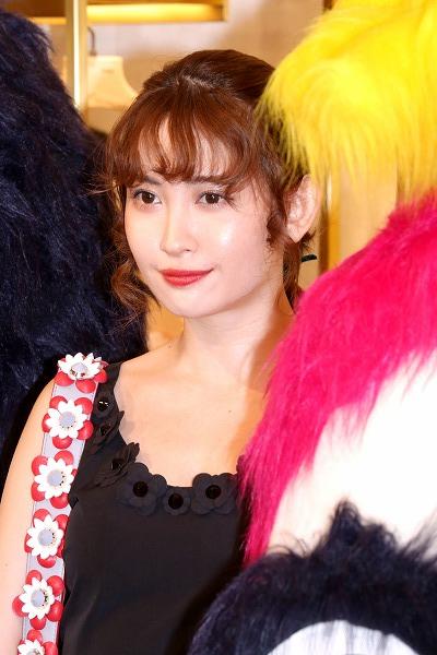 小嶋陽菜、総選挙でAKB48メンバーにエール「わたしも行けたら」