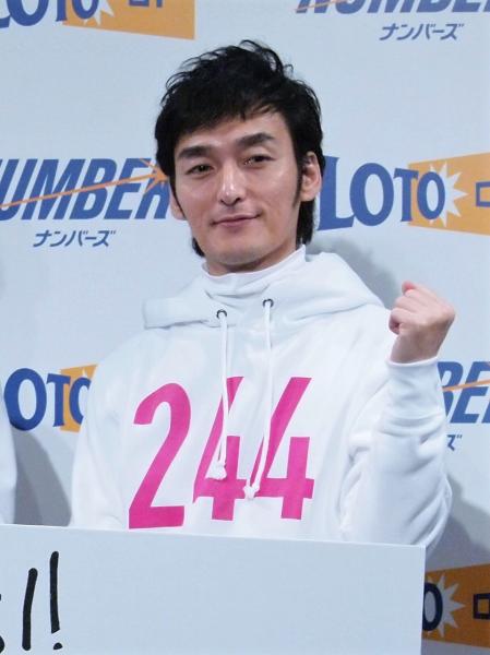 元SMAP稲垣、結婚を意識していることを明かす? 香取、草なぎとロト・ナンバーズCM出演決定!