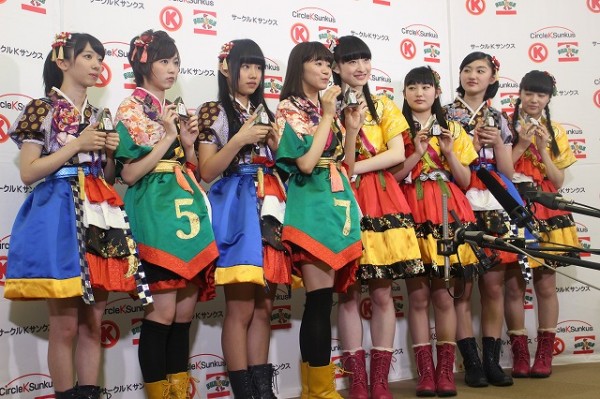 エビ中・真山りか ニコ二コ超会議でのコラボライブで「『おそ松さん』の限定タオル欲しい!」